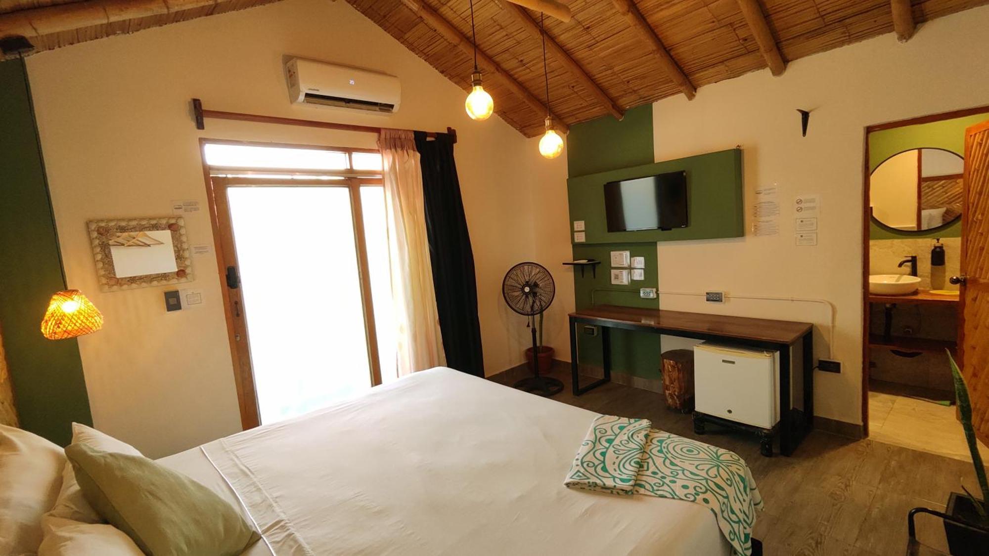 Hotel Puerto Bamboo Máncora Exteriér fotografie